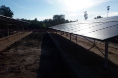 12 centrales solaires au Bénin