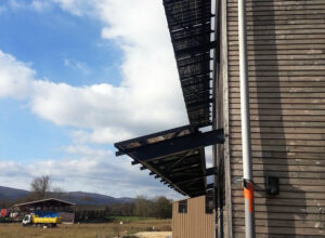 Brise soleil photovoltaïque