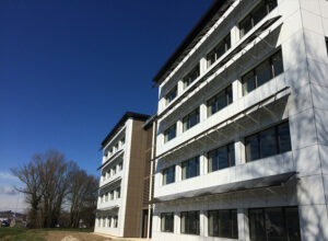 Brise soleil photovoltaïque
